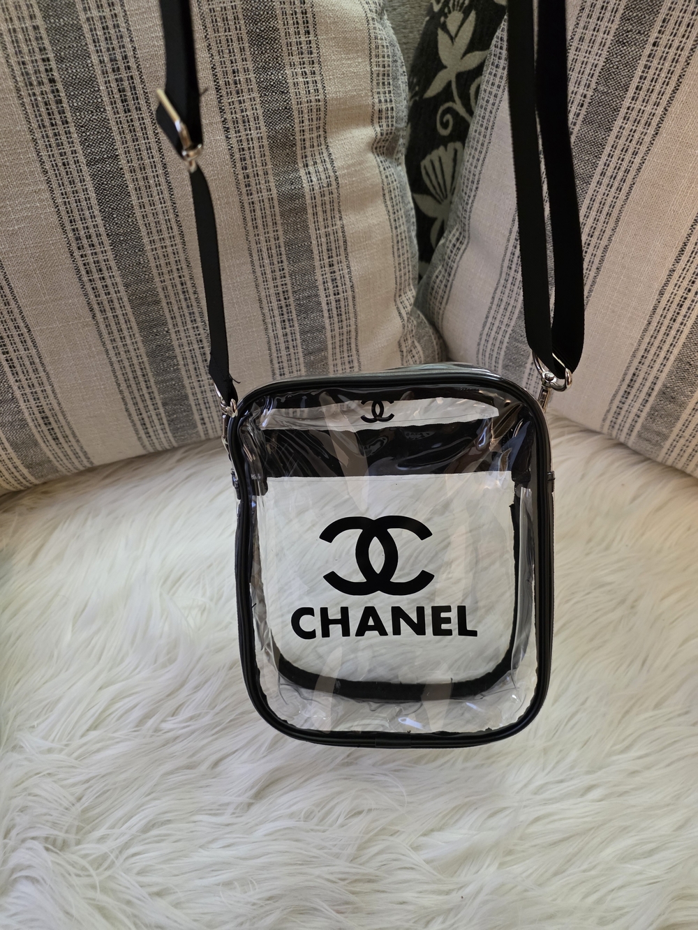 Clear PVC Crossbody Bag Stadium Bag Transparent Bag with Black Trim - Picture 7 of 10